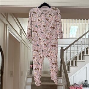 Magnetic Me Dog Footie